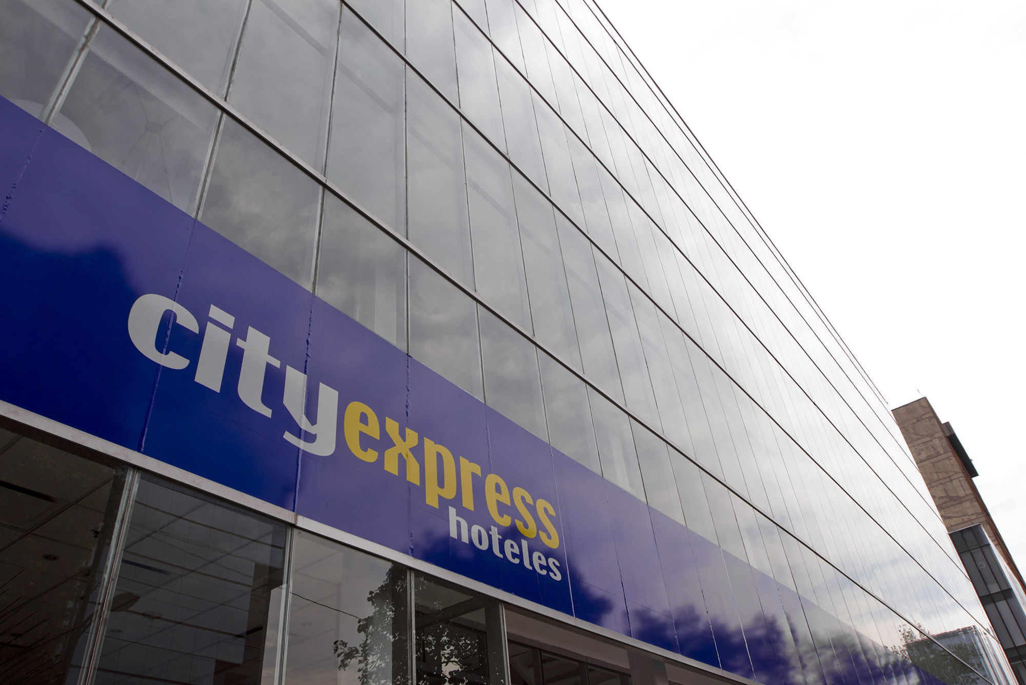 City Express Plus By Marriott Ciudad De Mexico Insurgentes Sur Exteriör bild